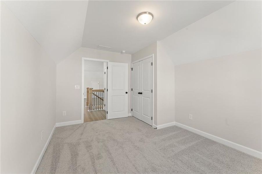 Spacious, unfurnished interior of a new home in Linden Grove, Powder Springs (Image 23).