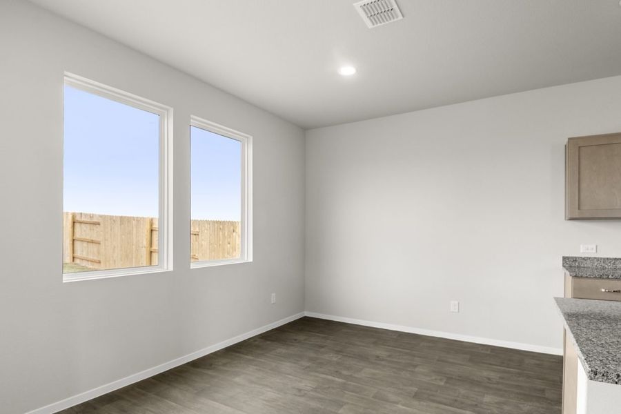 Representative unfurnished interior of a home built from the Azalea 1782 by Brohn Homes in Azalea, Pattison (Image 15).