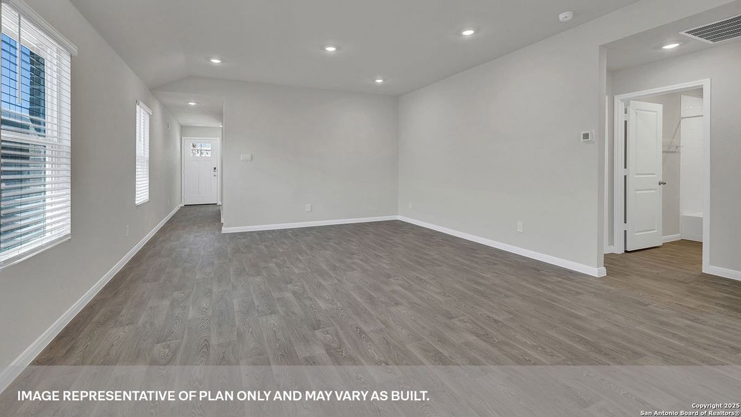 Spacious, unfurnished interior of a new home in Whisper South, San Marcos (Image 15).