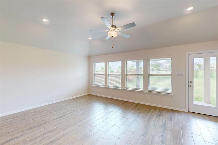 Spacious, unfurnished interior of a new home in Kings Way, Denton (Image 17).