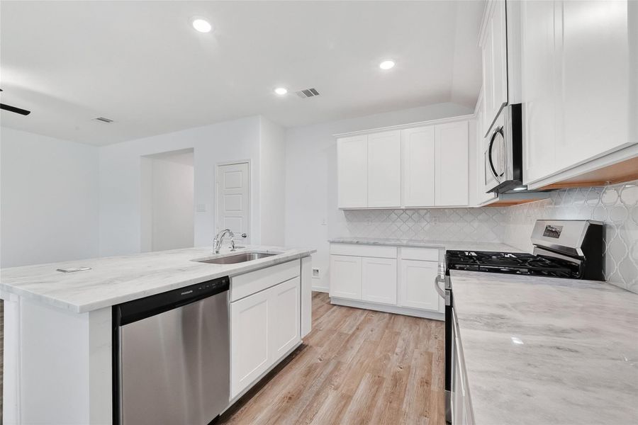 Furnished interior view inside a new home in Rollingbrook Estates, Baytown (Image 7).