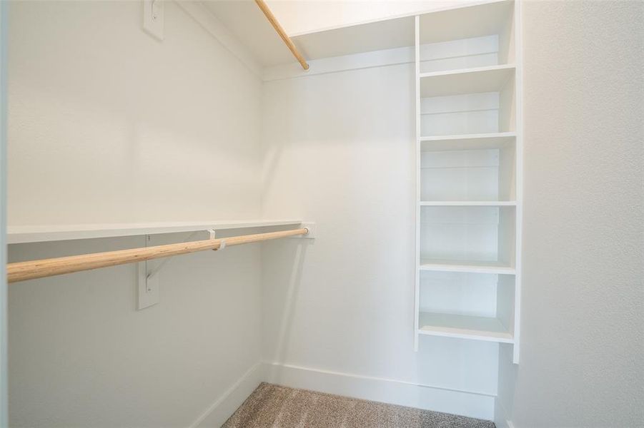 Image 36 of a home in .