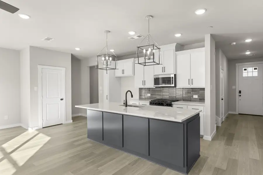 Furnished interior view inside a new home in Woodbridge, Wylie (Image 3).