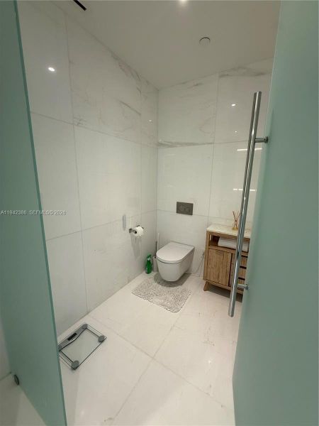 Image 41 of a home in .