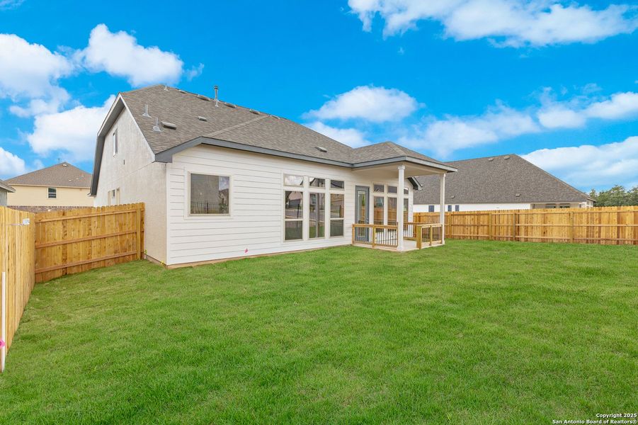 Exterior details and patio area of a home in Ventana, Bulverde (Image 23).