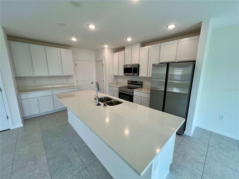 Furnished interior view inside a new home in Villamar, Winter Haven (Image 15).