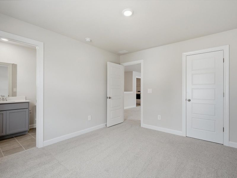 Spacious, unfurnished interior of a new home in Collier Ridge, Moore (Image 21). Spacious, unfurnished interior of a new home in Collier Ridge, Moore (Image 21).