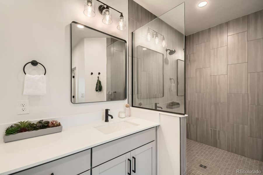 Furnished interior view inside a new home in , Tabernash (Image 15).