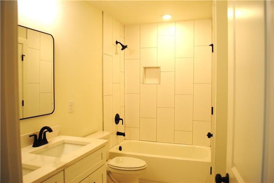 Furnished interior view inside a new home in Ferguson Corners, Emerson (Image 11).