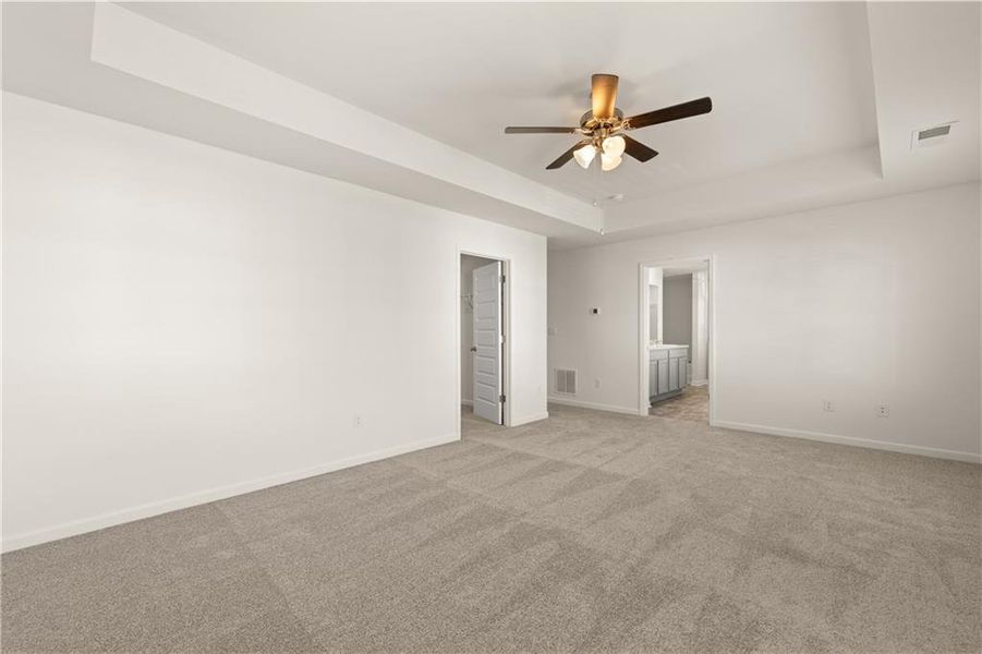 Spacious, unfurnished interior of a new home in Twin Lakes, Hoschton (Image 39).