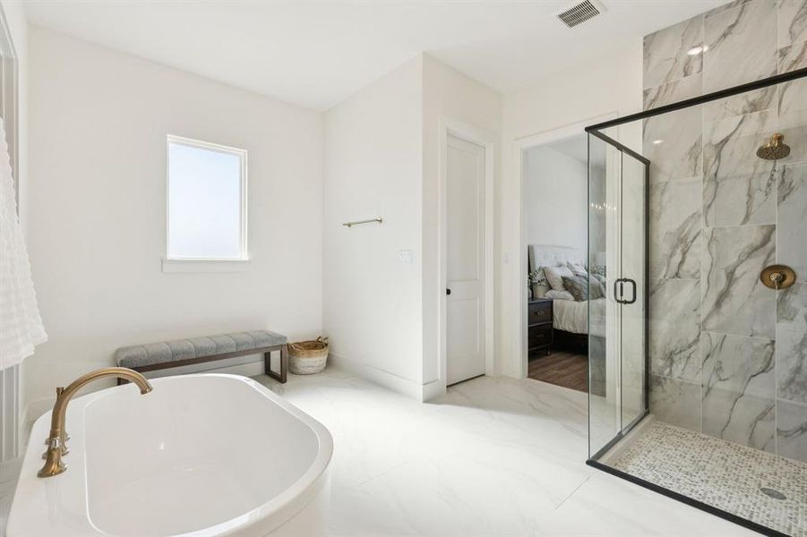 Spa-Like Ensuite Bath is a True Retreat