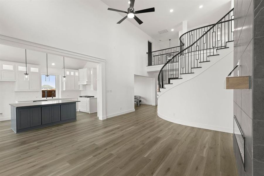 Spacious, unfurnished interior of a new home in Inspiration, Lucas (Image 27).