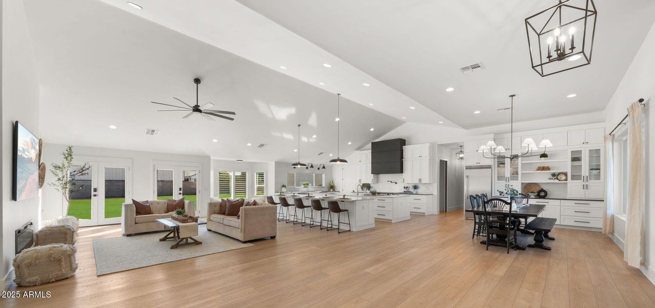 CUSTOM NEW BUILD CUSTOM NEW BUILD