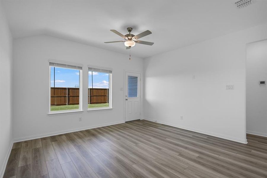 2779 Kyle Drive ~ Ready Now!