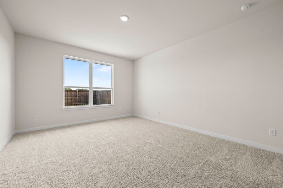 Spacious, unfurnished interior of a new home in South Fork, Waco (Image 10). Spacious, unfurnished interior of a new home in South Fork, Waco (Image 10).