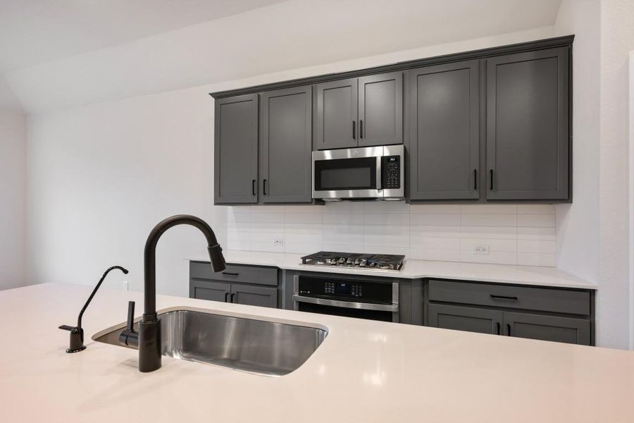 Representative images and renderings are for illustrative purposes. Actual structural options and design finishes of home may vary. Representative images and renderings are for illustrative purposes. Actual structural options and design finishes of home may vary.
