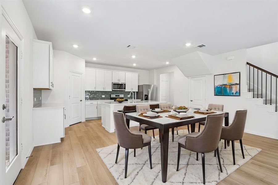 Furnished interior view inside a new home in Oak Ridge Park, Corinth (Image 7).