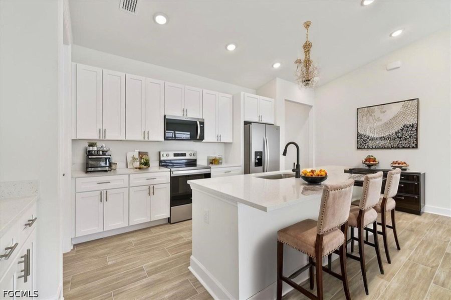 Furnished interior view inside a new home in Cape Coral, Cape Coral (Image 8).