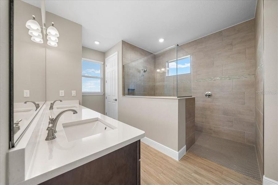 Furnished interior view inside a new home in , Ocala (Image 5).