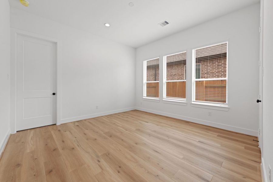 Spacious, unfurnished interior of a new home in Elyson, Katy (Image 19). Spacious, unfurnished interior of a new home in Elyson, Katy (Image 19).