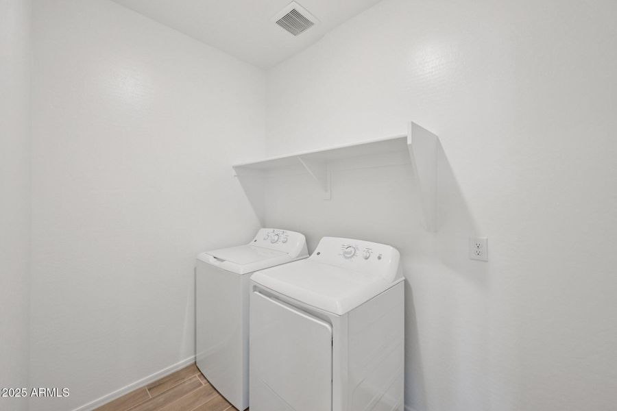 20-web-or-mls-W Bowker St-S2607-020