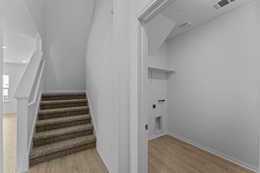 Spacious, unfurnished interior of a new home in Bar W Ranch, Georgetown (Image 21). Spacious, unfurnished interior of a new home in Bar W Ranch, Georgetown (Image 21).