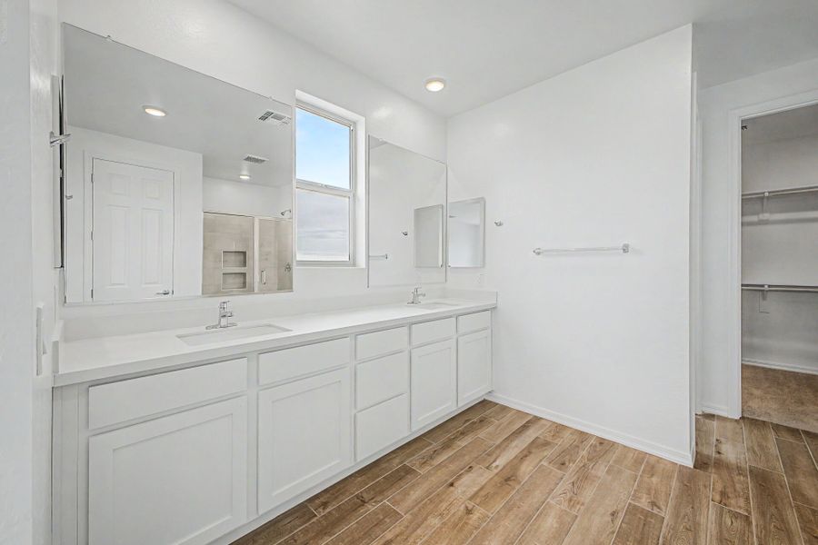 Furnished interior view inside a new home in White Tank Vistas, Waddell (Image 4).