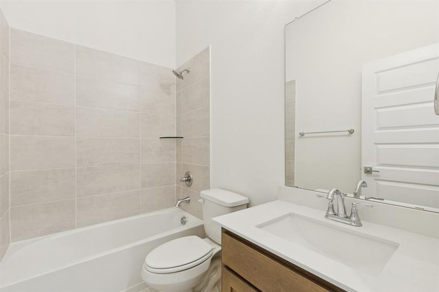 Bathroom in the Gilmour II home plan by Trophy Signature Homes – REPRESENTATIVE PHOTO Bathroom in the Gilmour II home plan by Trophy Signature Homes – REPRESENTATIVE PHOTO