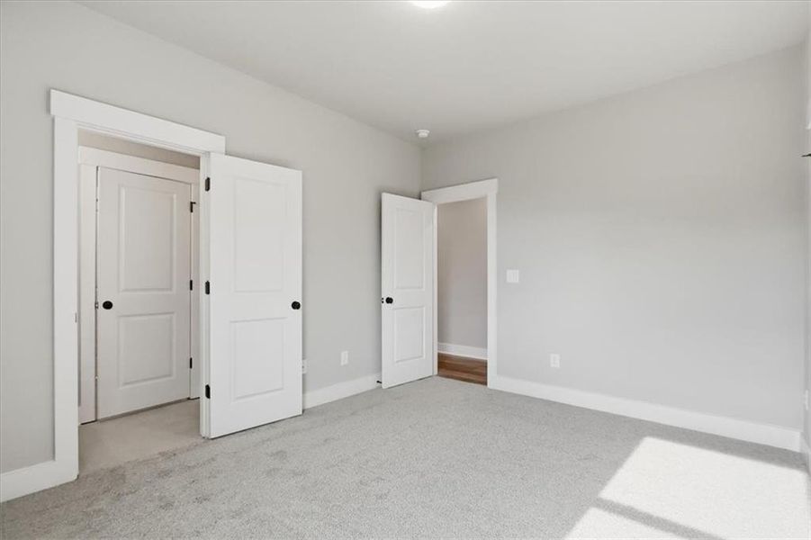 Spacious, unfurnished interior of a new home in , Statham (Image 54).