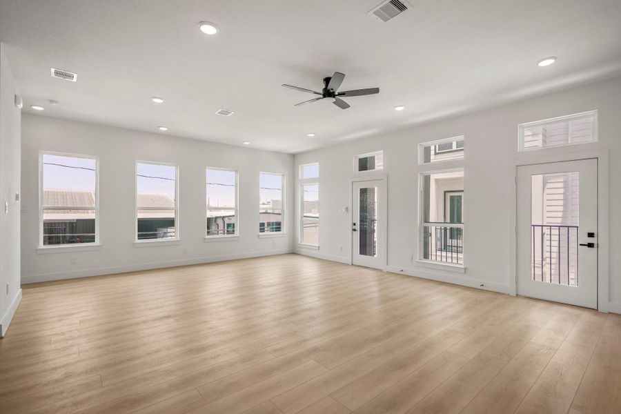 Spacious, unfurnished interior of a new home in , Houston (Image 33). Spacious, unfurnished interior of a new home in , Houston (Image 33).
