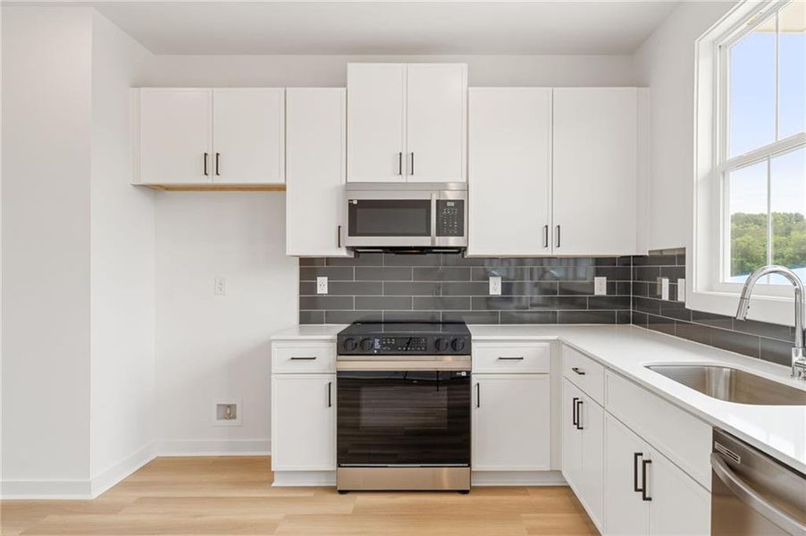 Furnished interior view inside a new home in Array, Atlanta (Image 6).
