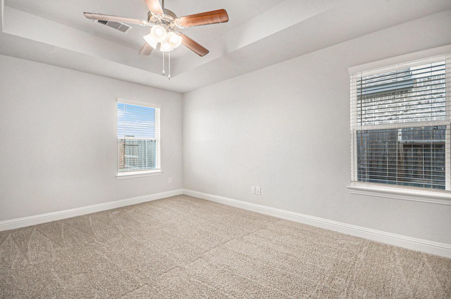 Spacious, unfurnished interior of a new home in Lago Mar, Texas City (Image 12). Spacious, unfurnished interior of a new home in Lago Mar, Texas City (Image 12).