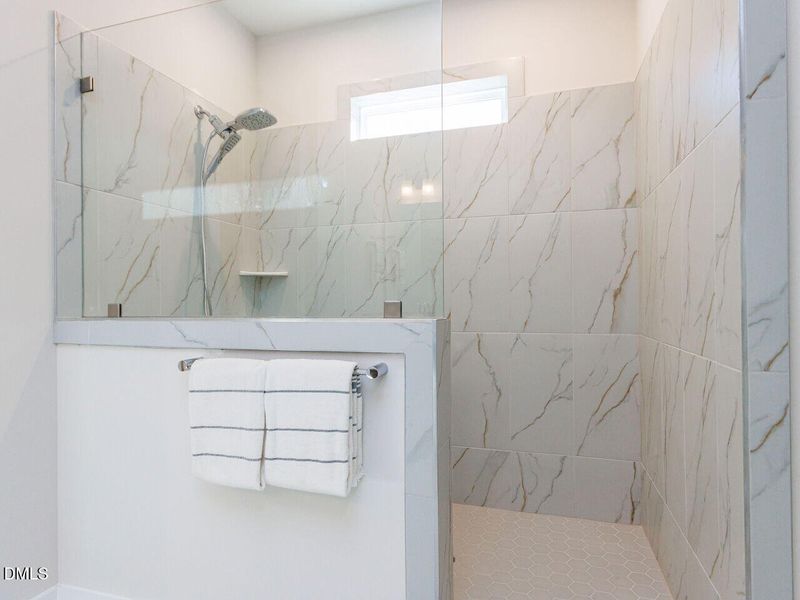 021-1280x960-primary-bathroom