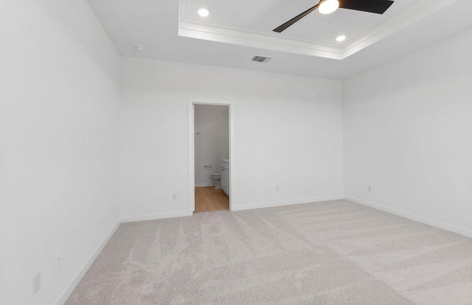 Spacious, unfurnished interior of a new home in County View, Temple (Image 10). Spacious, unfurnished interior of a new home in County View, Temple (Image 10).