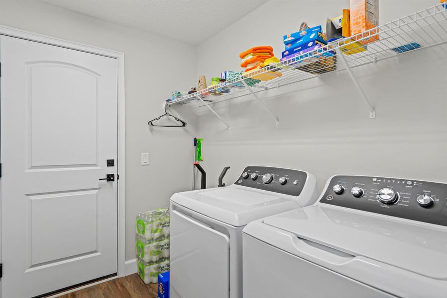 Close-up of interior finishes inside a home in , Okeechobee (Image 20).
