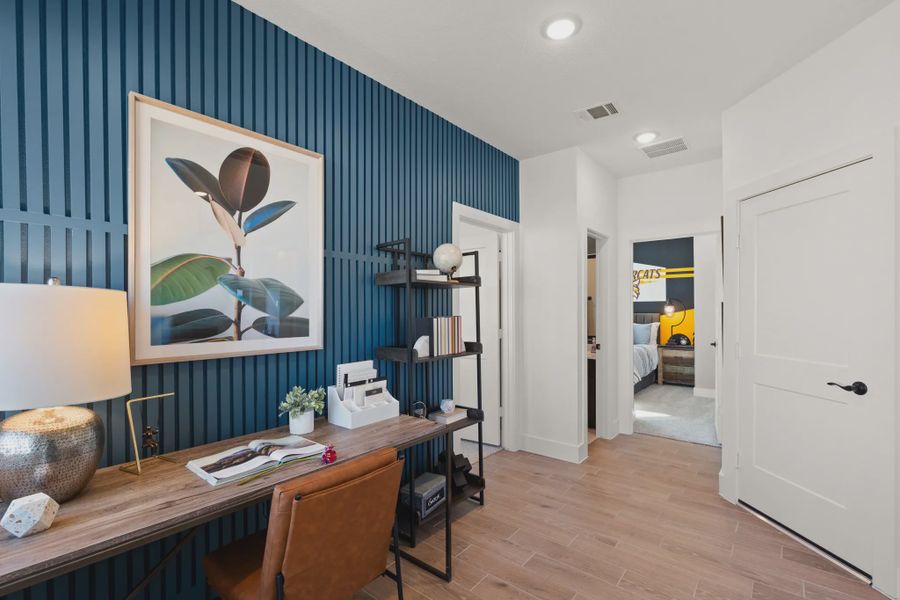 Representative furnished interior of a home built from the Oakdale by Chesmar Homes in Sienna Courtyard, Missouri City (Image 4).
