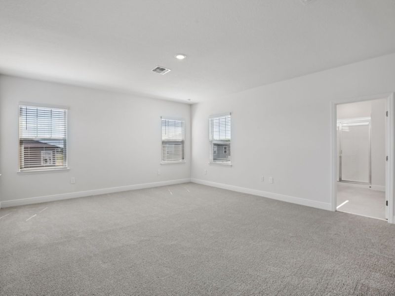 Spacious, unfurnished interior of a new home in Cyrene at Minneola, Minneola (Image 9). Spacious, unfurnished interior of a new home in Cyrene at Minneola, Minneola (Image 9).
