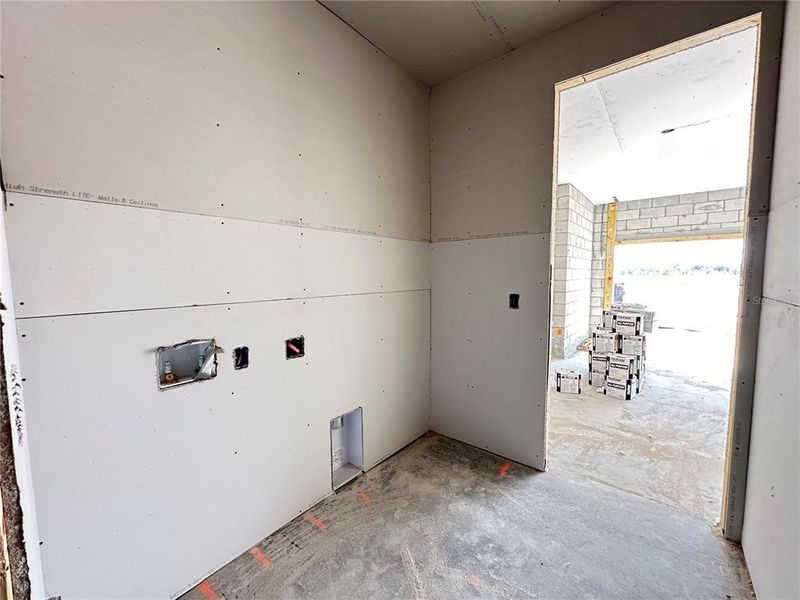 In-progress construction of a new home in , Wimauma, FL (Image 20).