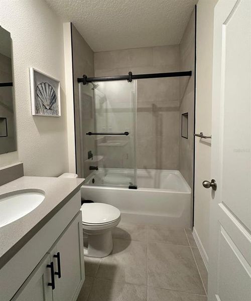 Furnished interior view inside a new home in Edgemont at Serenoa, Clermont (Image 14). Furnished interior view inside a new home in Edgemont at Serenoa, Clermont (Image 14).