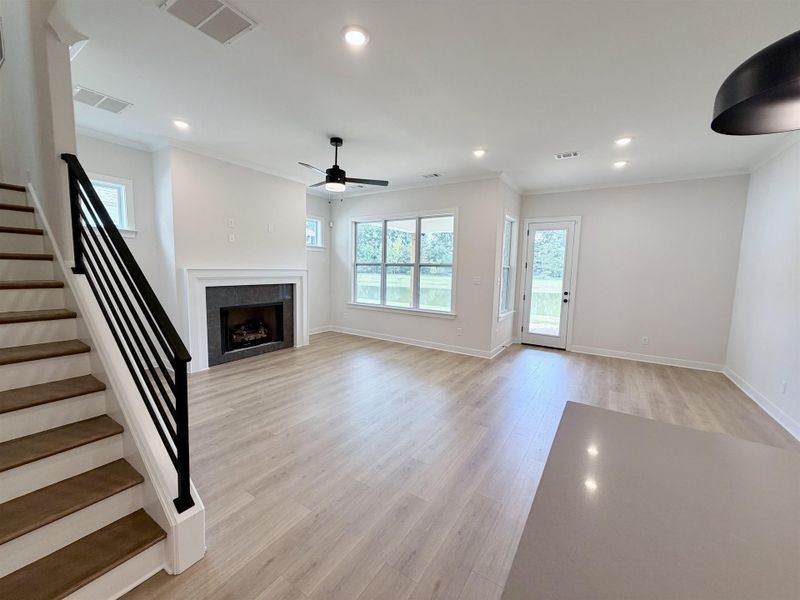 Spacious, unfurnished interior of a new home in Lockwood, Collierville (Image 12).