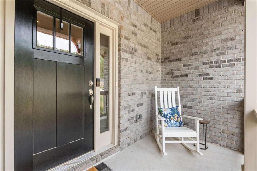 Exterior details and patio area of a home in Saddle Ridge, Bremen (Image 28).
