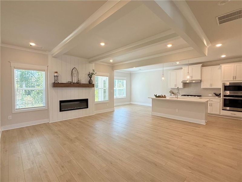 Spacious, unfurnished interior of a new home in Ponderosa Farms Estates, Gainesville (Image 26).
