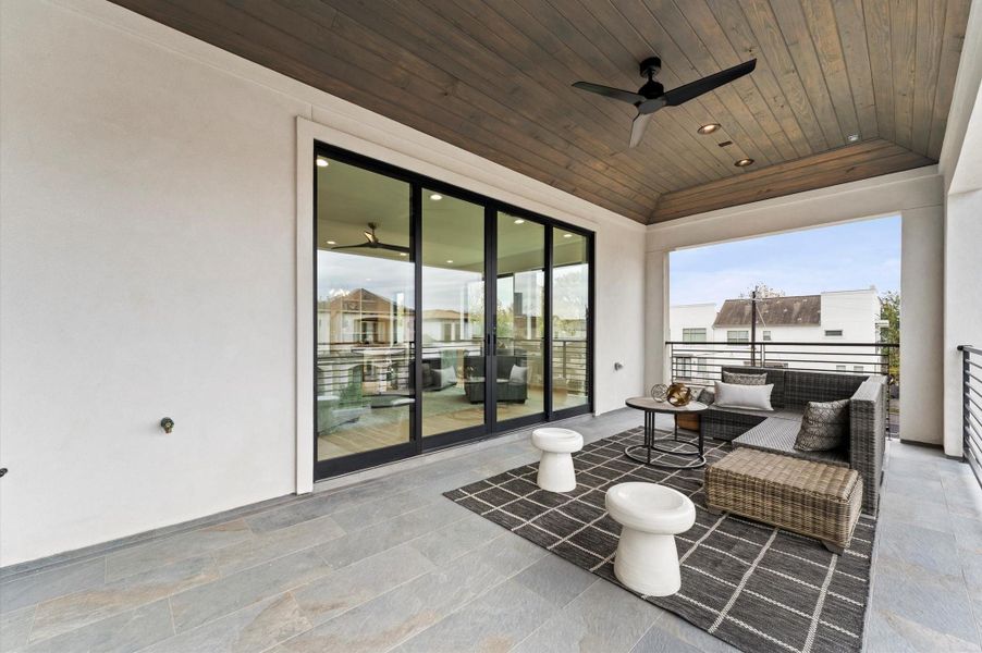 optional summer kitchen space at 3rd floor terrace