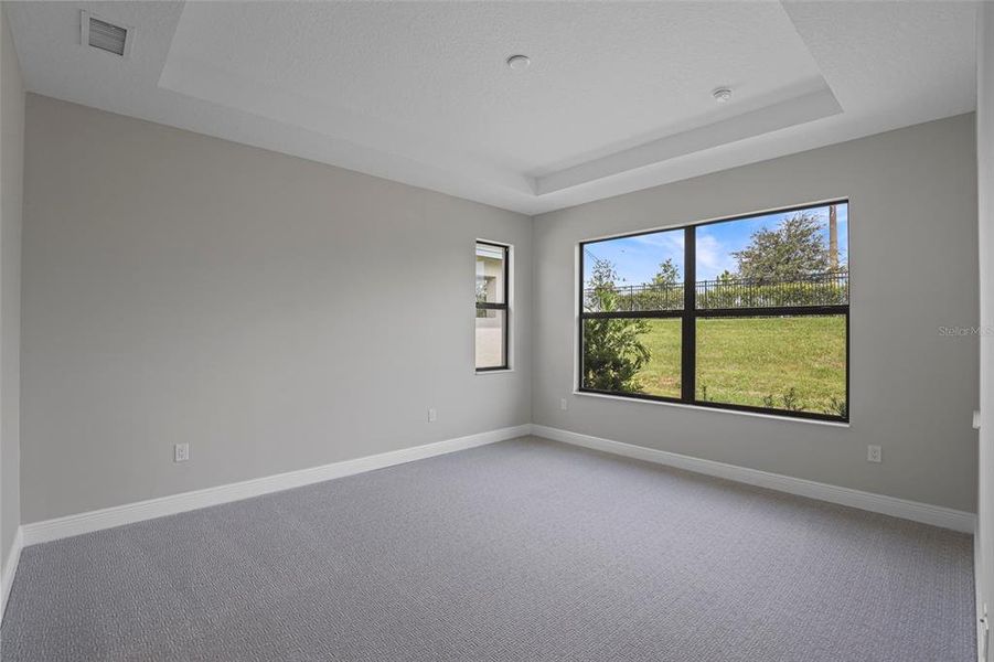 Spacious, unfurnished interior of a new home in Cresswind Lakewood Ranch, Lakewood Ranch (Image 23).