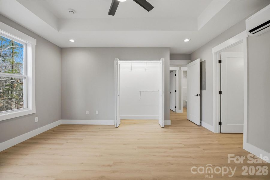 Spacious, unfurnished interior of a new home in , Hendersonville (Image 45). Spacious, unfurnished interior of a new home in , Hendersonville (Image 45).