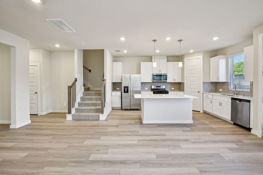 Photo is not of the actual home, but is an inspirational photo of builder’s model home and may depict options, furnishings, and/or decorator features that are not included Photo is not of the actual home, but is an inspirational photo of builder’s model home and may depict options, furnishings, and/or decorator features that are not included