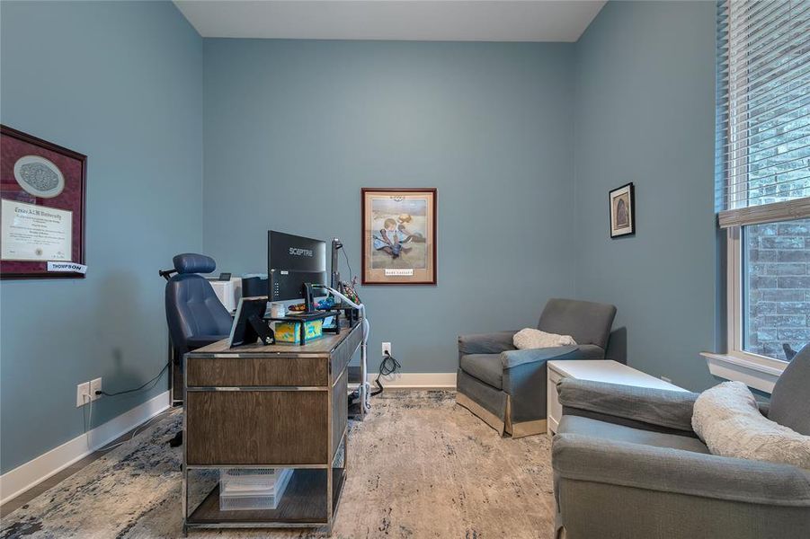 Furnished interior view inside a new home in , Van Alstyne (Image 9).