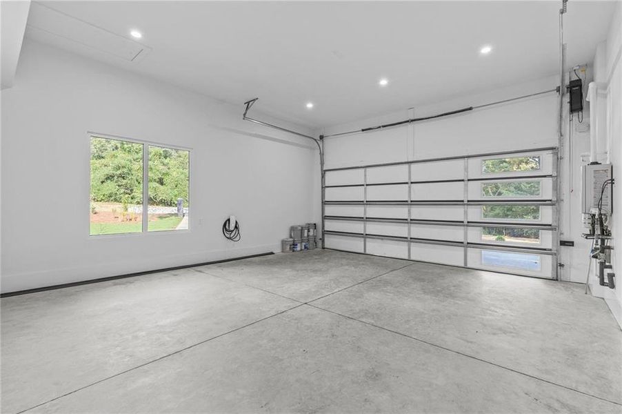 Spacious, unfurnished interior of a new home in , Winder (Image 64).