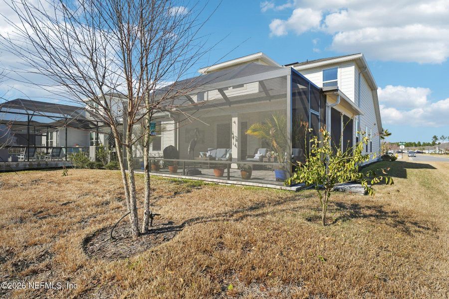 Exterior details and patio area of a home in , Ponte Vedra (Image 20).