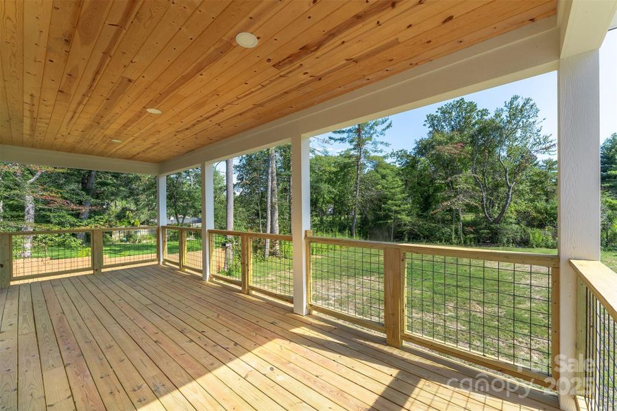 Image 38 of a home in .